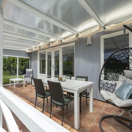Modern Holiday Home With Large Garden Sint Maartensvlotbrug エクステリア 写真