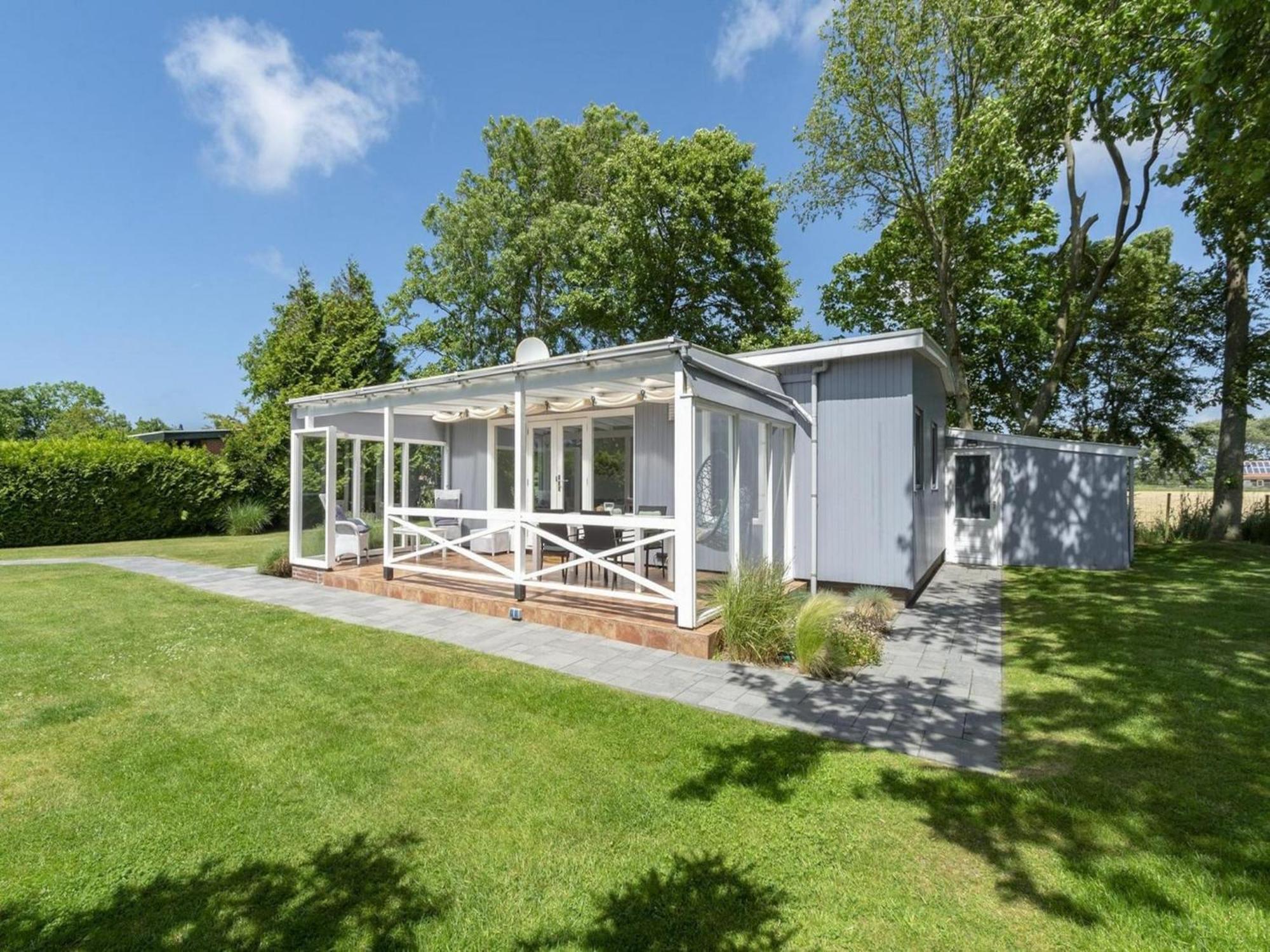Modern Holiday Home With Large Garden Sint Maartensvlotbrug エクステリア 写真